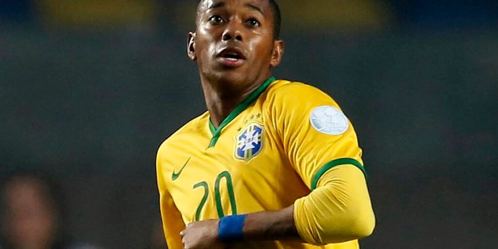 Mendes pede vista e suspende julgamento de Robinho no STF