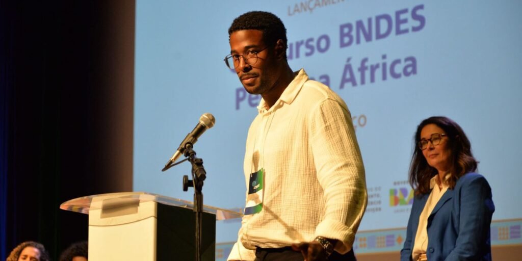 Arquiteto negro 1º colocado geral no BNDES defende cota em concursos