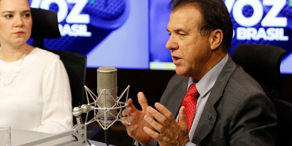 Marinho recomenda cautela antes de tomar empréstimo Marinho recomenda cautela antes de tomar empréstimo