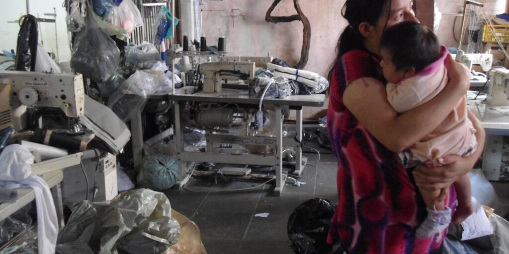 Brasil tem 3,4 mil mulheres resgatadas de trabalho escravo em 10 anos