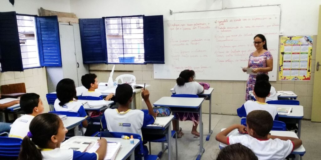 Aprendizagem na educação básica ainda não retomou níveis pré-pandemia Aprendizagem na educação básica ainda não retomou níveis pré-pandemia