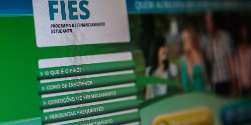 Inscrições para vagas remanescentes do Fies acabam hoje Inscrições para vagas remanescentes do Fies acabam hoje