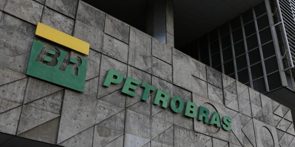 Petrobras cresce 5% e atinge 2,77 milhões de barris em 2025 Petrobras cresce 5% e atinge 2,77 milhões de barris em 2025