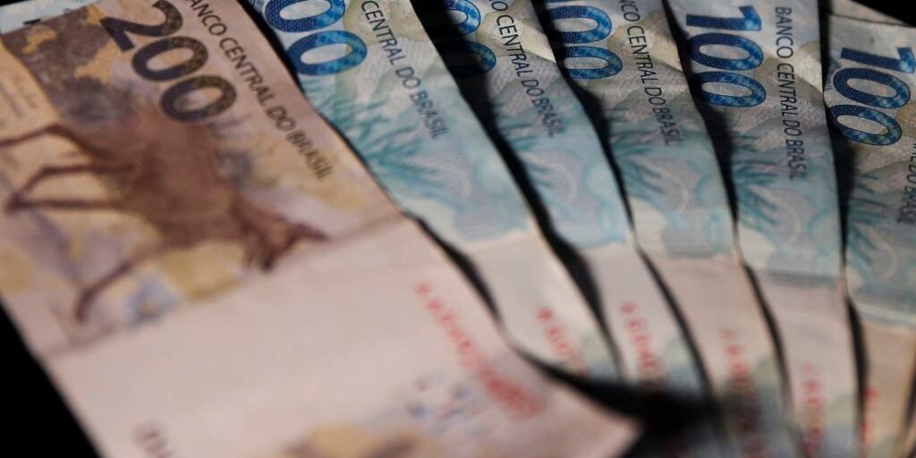 Dívida Pública sobe 0,22% em março e supera R$ 7,5 trilhões Dívida Pública sobe 0,22% em março e supera R$ 7,5 trilhões