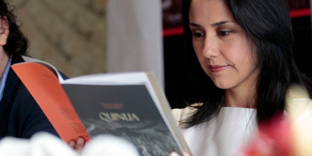 Após asilo diplomático, esposa de ex-presidente do Peru chega ao Brasi