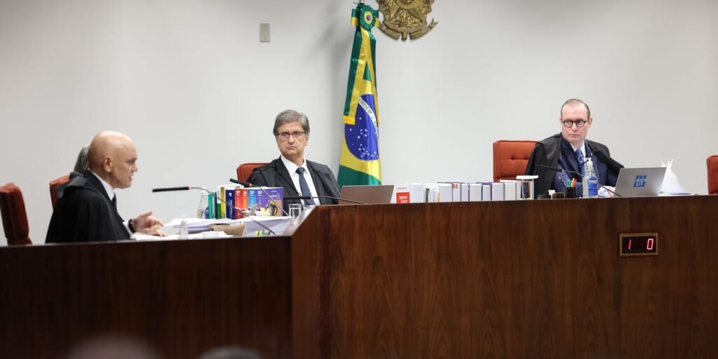 STF decide se mais seis denunciados pela trama golpista viram réus STF decide se mais seis denunciados pela trama golpista viram réus