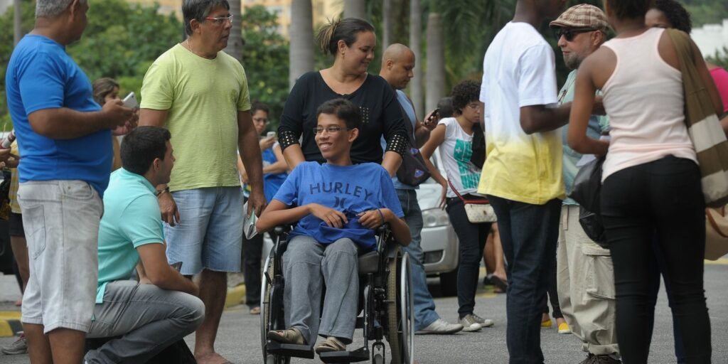 Presença de rampa para cadeirante aumenta quatro vezes em 12 anos