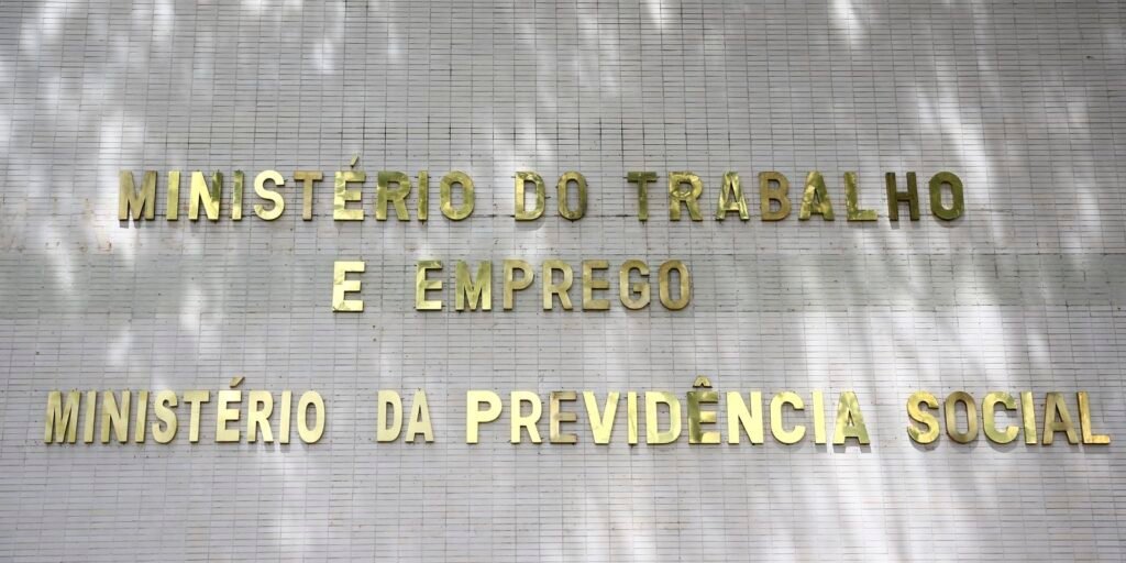 Greve de médicos peritos da Previdência termina após 235 dias