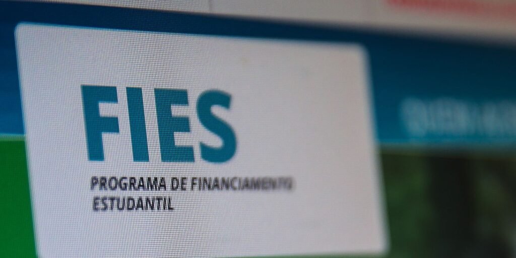Fies abre inscrições para vagas remanescentes do primeiro semestre Fies abre inscrições para vagas remanescentes do primeiro semestre