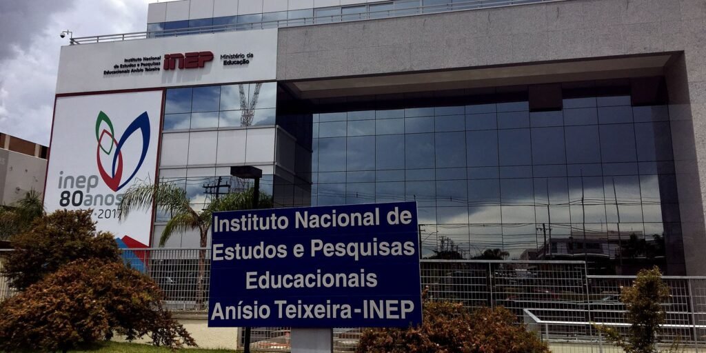 Inscrições para o Encceja 2025 terminam sexta-feira Inscrições para o Encceja 2025 terminam sexta-feira