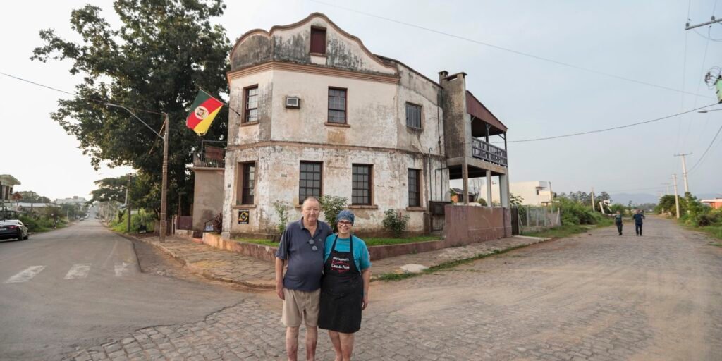 No RS, casarão de 117 anos resistiu a várias enchentes do Rio Taquari No RS, casarão de 117 anos resistiu a várias enchentes do Rio Taquari