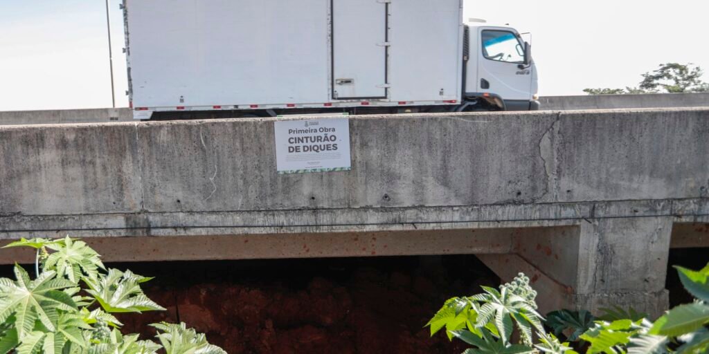 Moradores de Canoas se unem para cobrar obras antienchentes Moradores de Canoas se unem para cobrar obras antienchentes