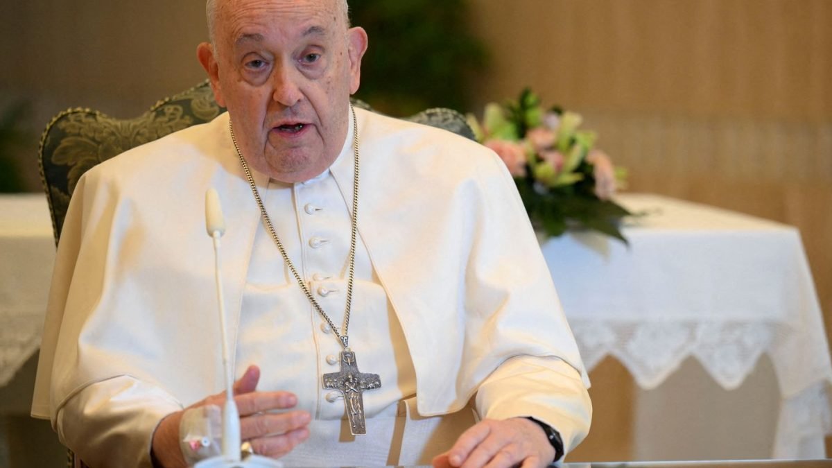 1745329426_2023-11-26t124140z_2106317315_rc2zk4afdwsh_rtrmadp_3_pope-health.jpg