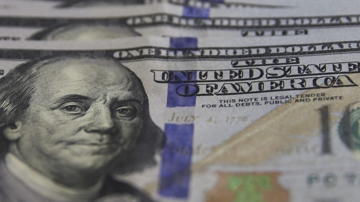 1745883212_dolar_moeda_0803221206.jpg