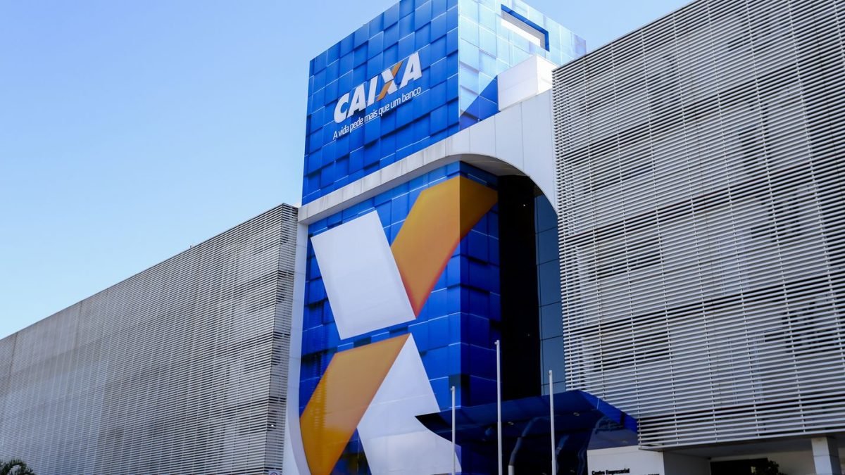 predio_da_caixa_economica_federal_170120182639.jpg