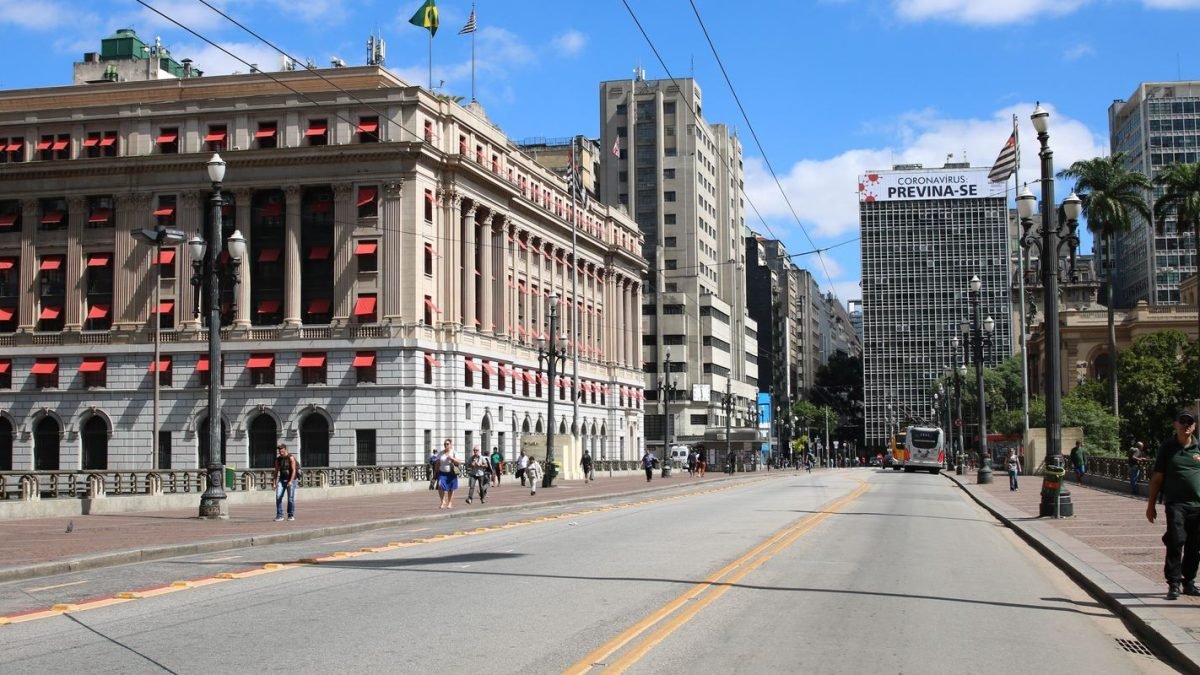 sao_paulo_quarentena_covid_-_19_coronavirus2403209977.jpg
